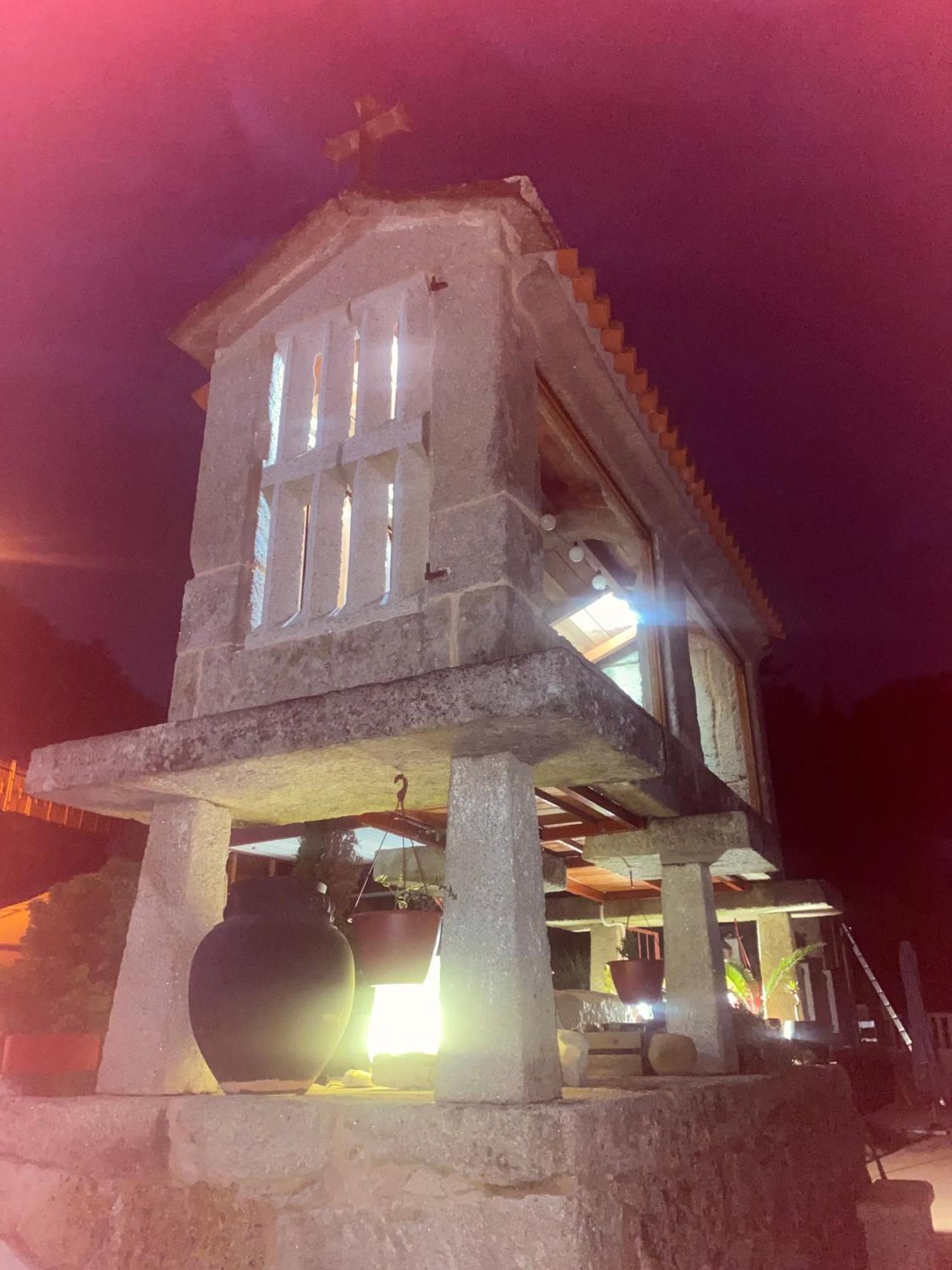 庞特维德拉Os Fentos住宿加早餐旅馆 外观 照片
